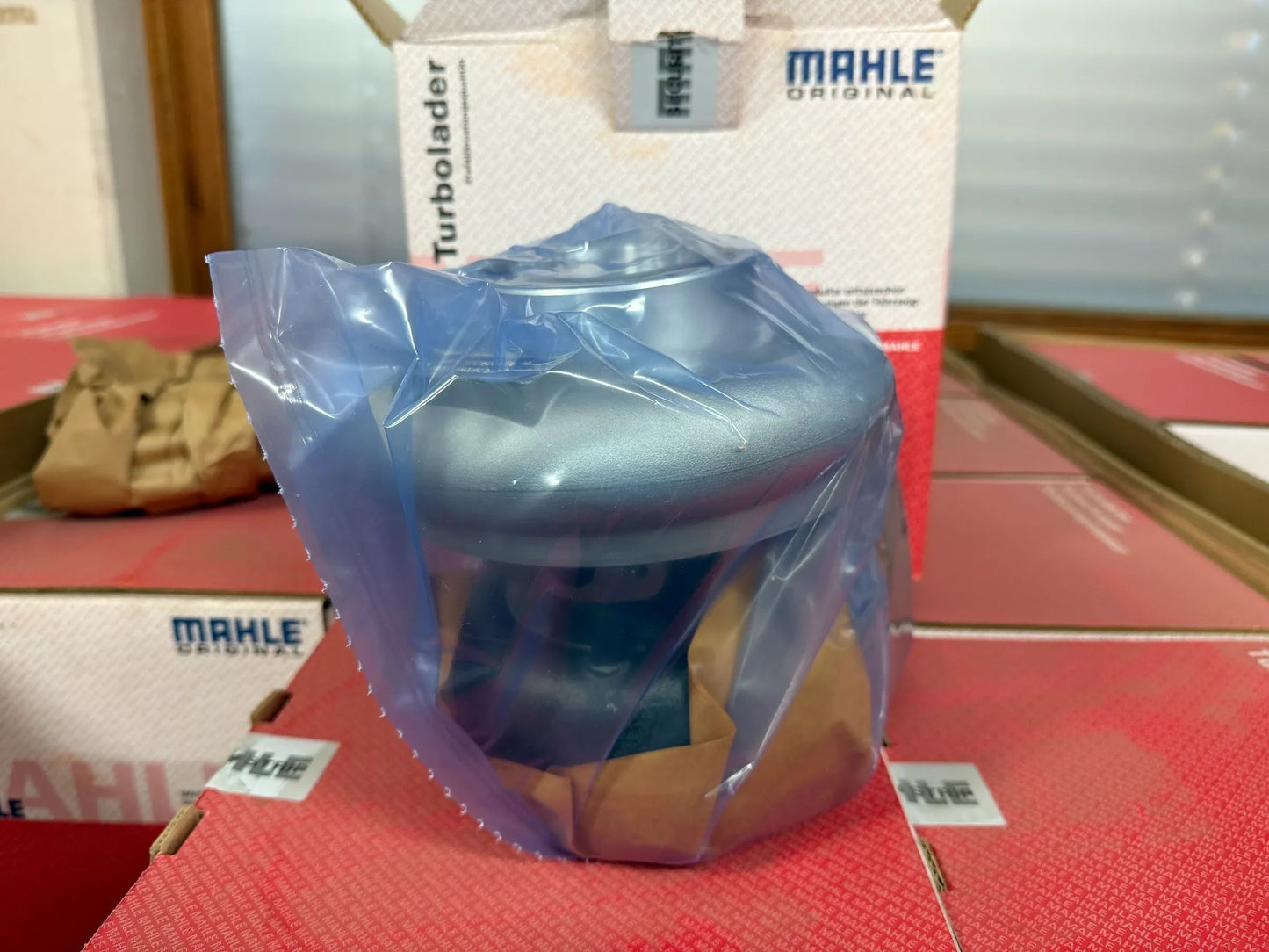 Mahle MAN Turbolader 228TC17648000