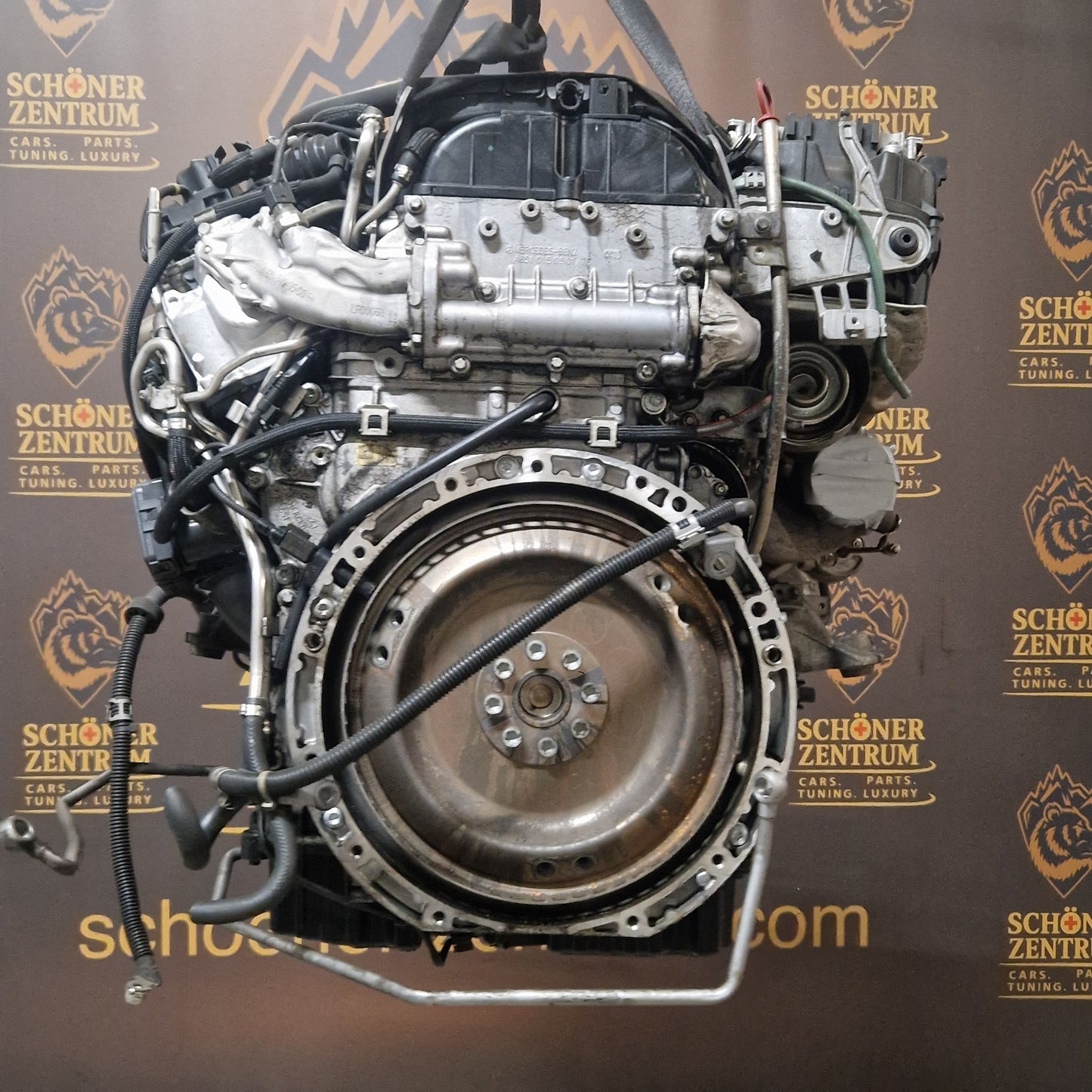 Mercedes-Benz Lenkgetriebe 651900 Detailaufnahme Anschlüsse