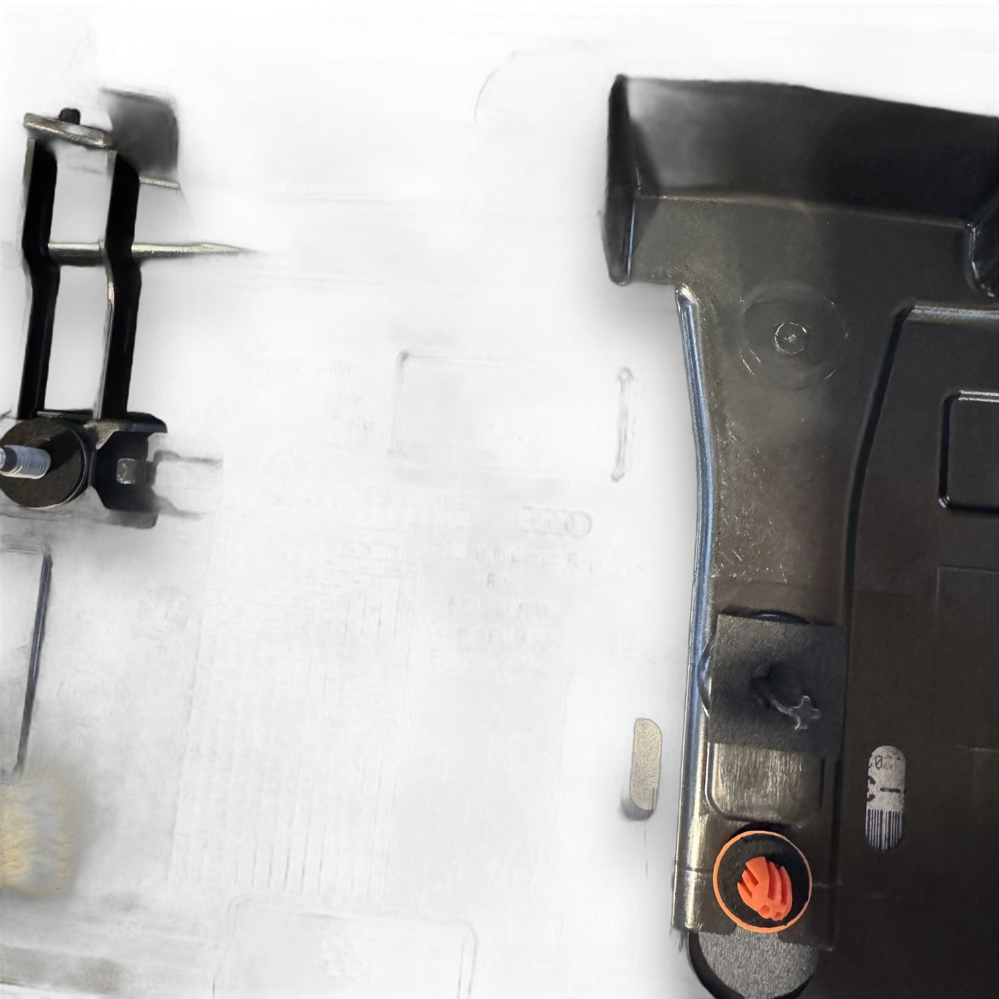 Audi Heckspoiler 8Y4827933 Verpackung