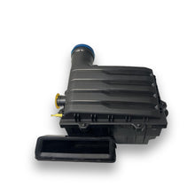 Audi Luftfiltergehäuse 5WA129607A mit optischen Mängeln
